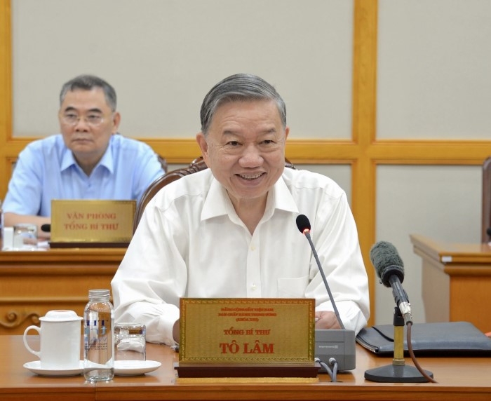 Politburo, Secretariat review apparatus restructuring, administrative reorganisation progress